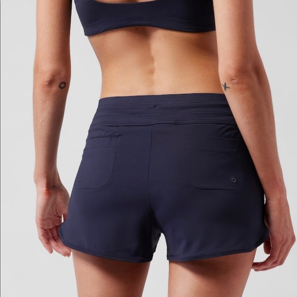 NWT Athleta Kata Surge Short Large. Dress Blue - Picture 2 of 5